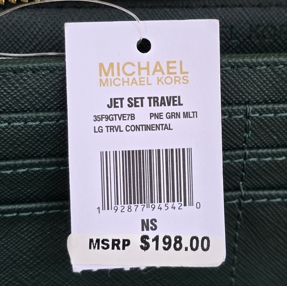 Michael Kors Jet Set Continental Wristlet - Picture 5 of 6